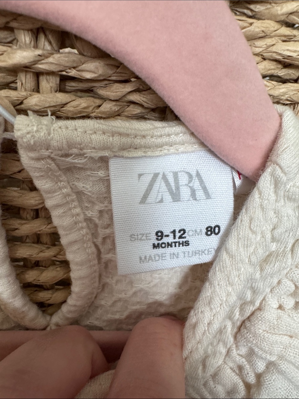 Zara Cream Textured Ruffle-Sleeve Top - Picture 2 of 5